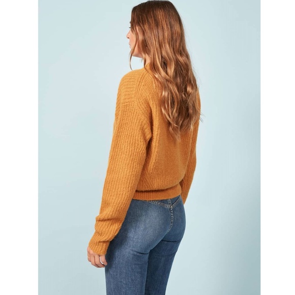 ❌SOLD❌ Reformation Finn Sweater - Picture 3 of 5